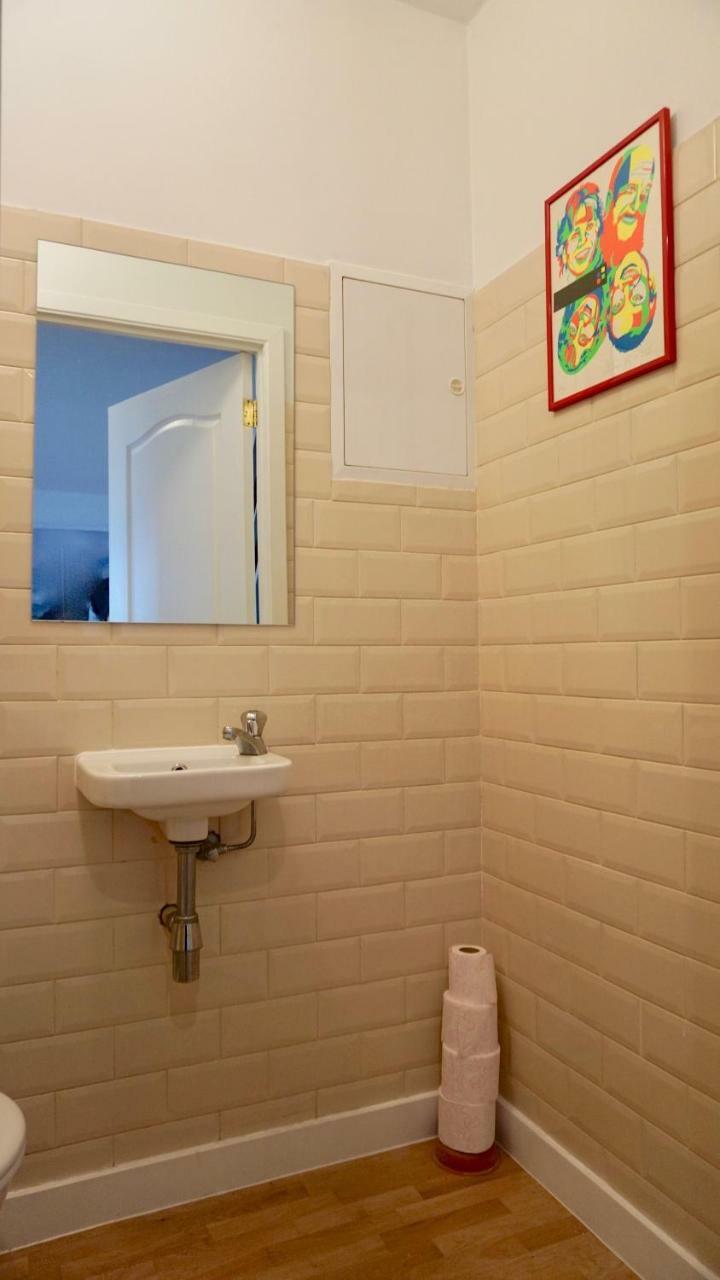Unit 8 - Charming Loft Apt. Near Avenue Louise Free Parking Брюссель Екстер'єр фото